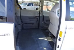 2014 Toyota Sienna - Thumbnail 29