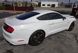 2017 Ford Mustang - Thumbnail 6