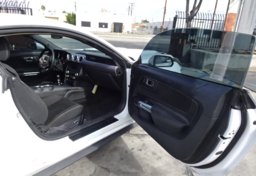 2017 Ford Mustang - Thumbnail 20