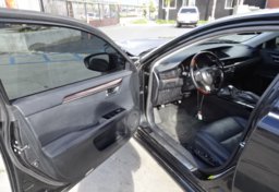 2017 Lexus ES - Thumbnail 21