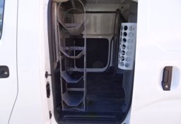 2015 Nissan NV200 - Thumbnail 29