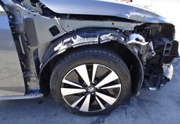 2019 Nissan Altima - Thumbnail 32