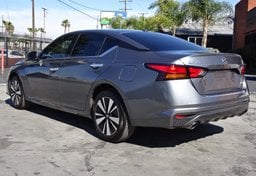 2019 Nissan Altima - Thumbnail 5