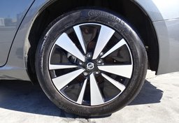 2019 Nissan Altima - Thumbnail 23