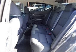 2019 Nissan Altima - Thumbnail 26