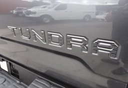 2015 Toyota Tundra - Thumbnail 25