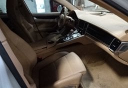2013 Porsche Panamera - Thumbnail 29