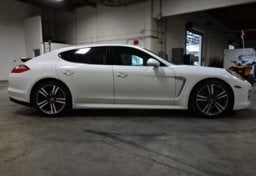2013 Porsche Panamera - Thumbnail 9