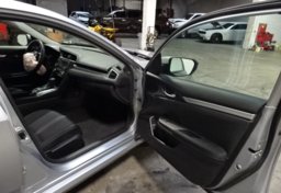 2018 Honda Civic Sedan - Thumbnail 19