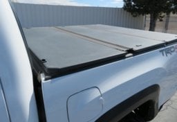 2016 Toyota Tacoma - Thumbnail 18