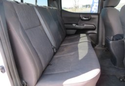 2016 Toyota Tacoma - Thumbnail 27