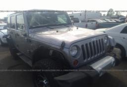 2013 Jeep Wrangler Unlimited - Thumbnail 3