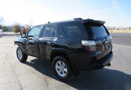 2019 Toyota 4Runner - Thumbnail 8