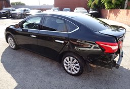 2018 Nissan Sentra - Thumbnail 11