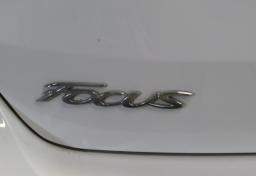 2018 Ford Focus - Thumbnail 13