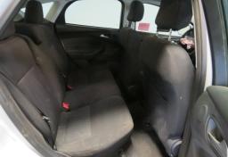 2018 Ford Focus - Thumbnail 33