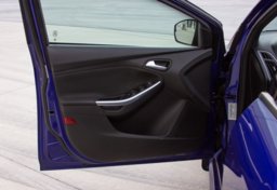 2014 Ford Focus - Thumbnail 17