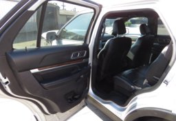2019 Ford Explorer - Thumbnail 24