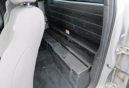 2018 Toyota Tacoma - Thumbnail 31