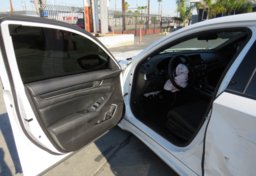 2019 Honda Accord Sedan - Thumbnail 20