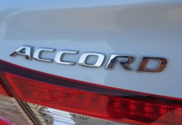 2019 Honda Accord Sedan - Thumbnail 19