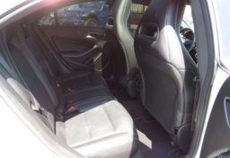 2018 Mercedes-Benz CLA - Thumbnail 30