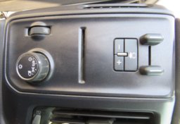 2016 Chevrolet Silverado 3500HD - Thumbnail 31