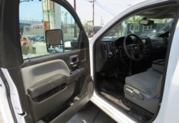 2016 Chevrolet Silverado 3500HD - Thumbnail 21