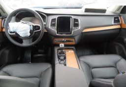 2021 Volvo XC90 - Thumbnail 18