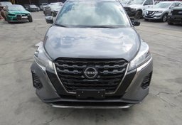 2022 Nissan Kicks - Thumbnail 11