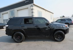 2021 Toyota 4Runner - Thumbnail 8