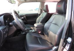 2021 Toyota 4Runner - Thumbnail 17