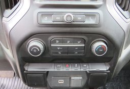 2019 Chevrolet Silverado 1500 - Thumbnail 31