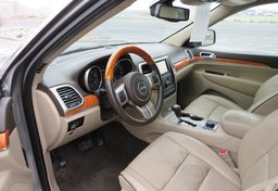2012 Jeep Grand Cherokee - Thumbnail 25