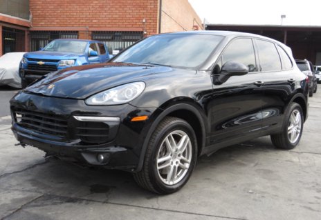 Picture of 2018 Porsche Cayenne