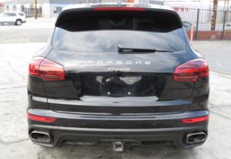 2018 Porsche Cayenne - Thumbnail 16