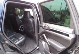 2018 Porsche Cayenne - Thumbnail 27