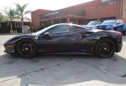 2016 Ferrari 488 GTB - Thumbnail 11