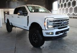 2024 Ford F-350 Super Duty PLATINUM - Thumbnail 3