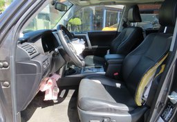 2017 Toyota 4Runner - Thumbnail 25