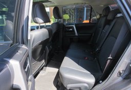 2017 Toyota 4Runner - Thumbnail 32