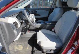 2021 Nissan Rogue - Thumbnail 22