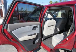 2021 Nissan Rogue - Thumbnail 25