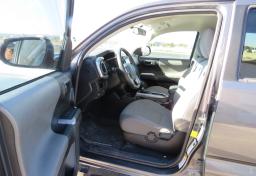 2016 Toyota Tacoma - Thumbnail 35