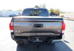 2016 Toyota Tacoma - Thumbnail 14