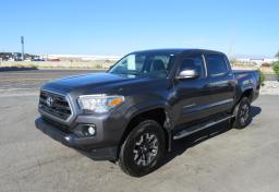2016 Toyota Tacoma - Thumbnail 4
