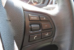 2016 BMW 3 Series - Thumbnail 35