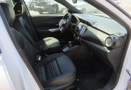 2019 Nissan Kicks - Thumbnail 23