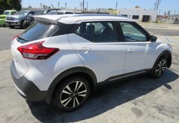 2019 Nissan Kicks - Thumbnail 9