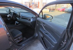 2020 Toyota C-HR - Thumbnail 18